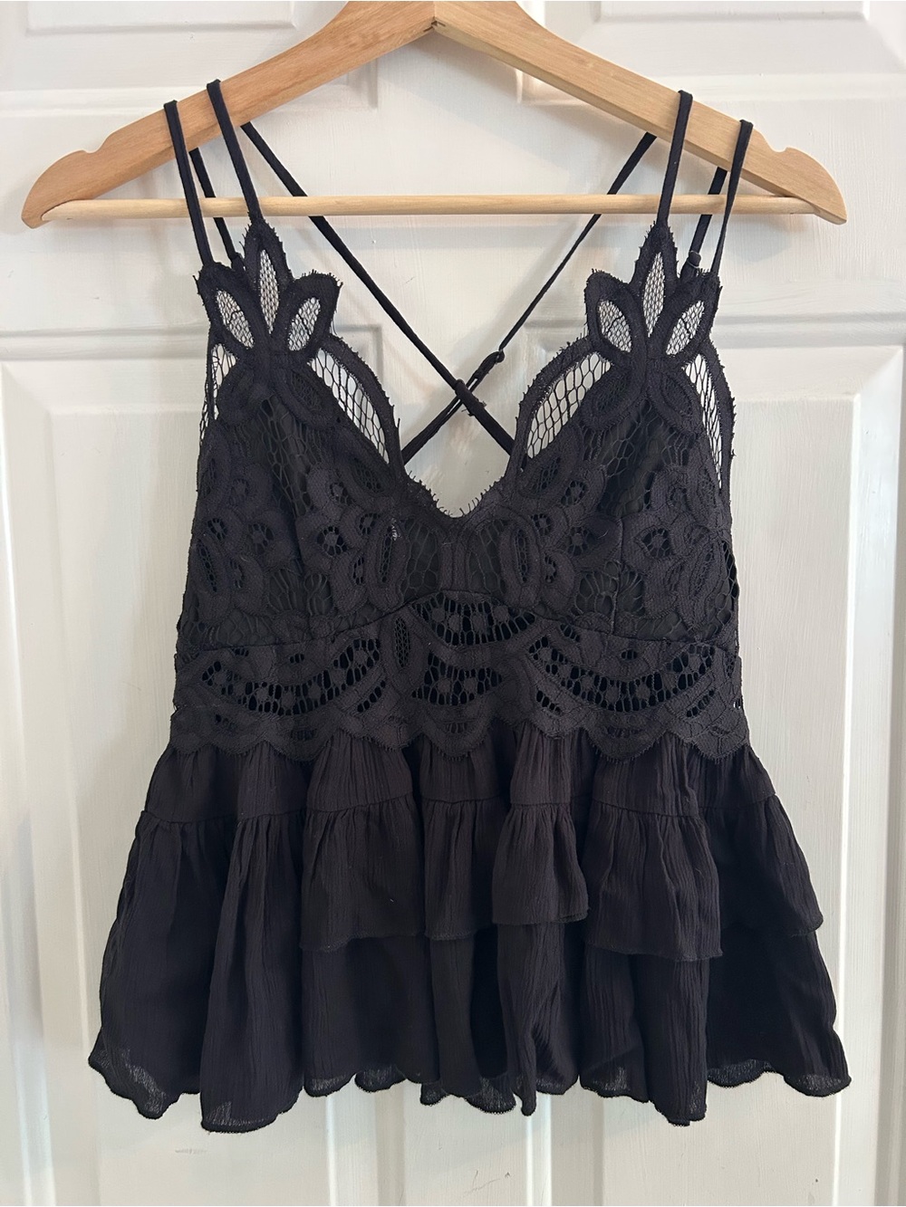 Trixxi Black Lace Tiered Spaghetti Strap Camisole
